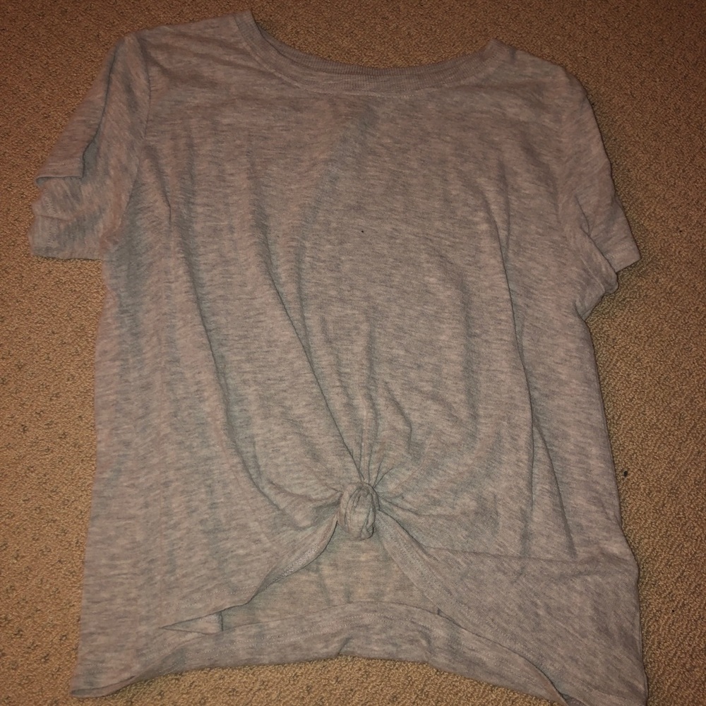 cute basic gray shirt